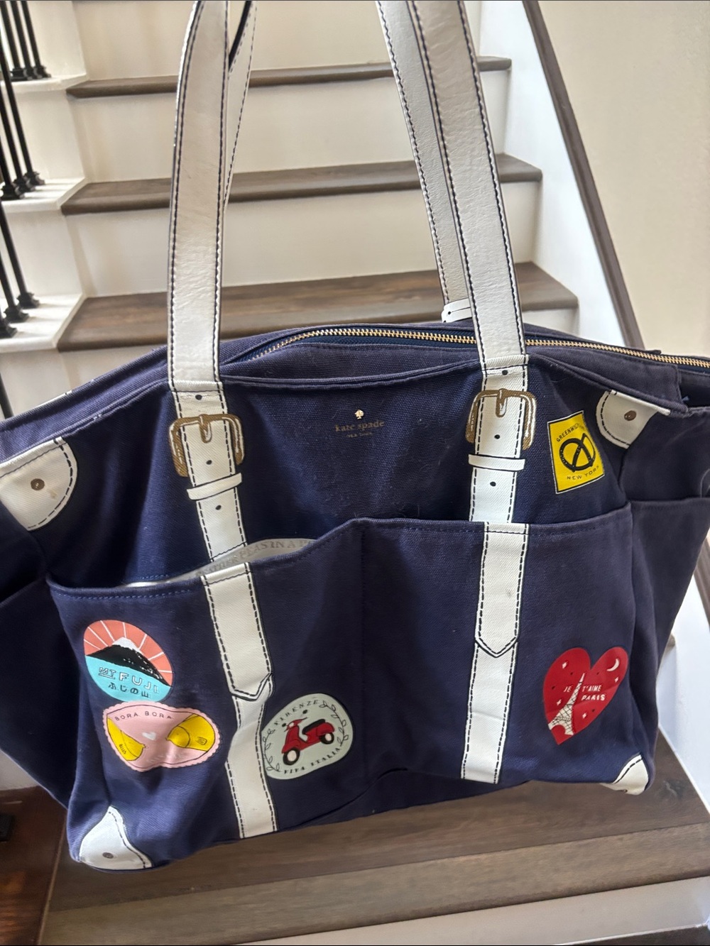 Kate Spade overnight “Away we go” bag - Picture 9 of 10